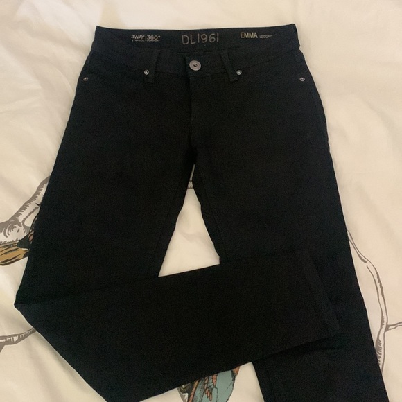 DL 1961 Emma Jeans - Picture 7 of 7